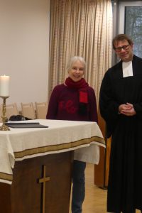 Pfarrer Köhler, Organistin von Weiß